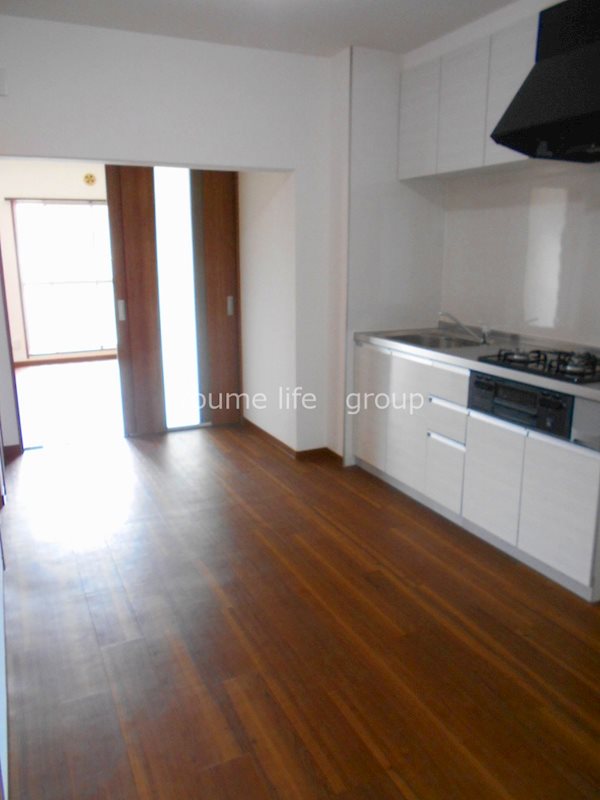 サンハイツ諏訪前 リビング