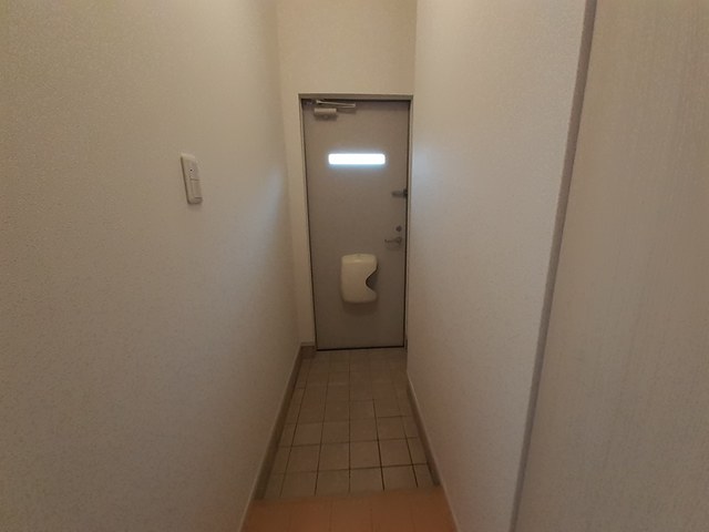 アルカディアＡ 玄関