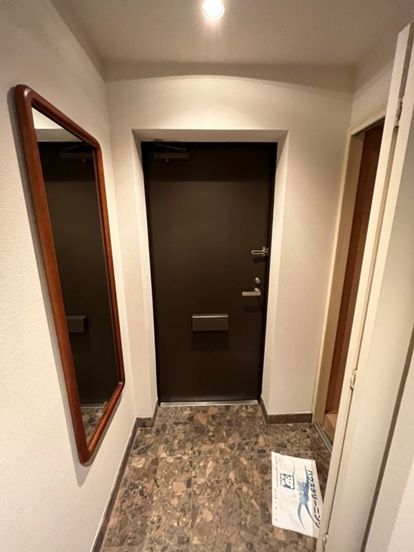 ライフショア湘南江の島 玄関