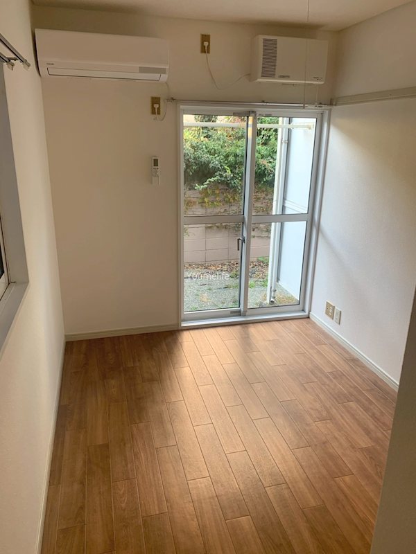 プラーズ城南B ベッドルーム