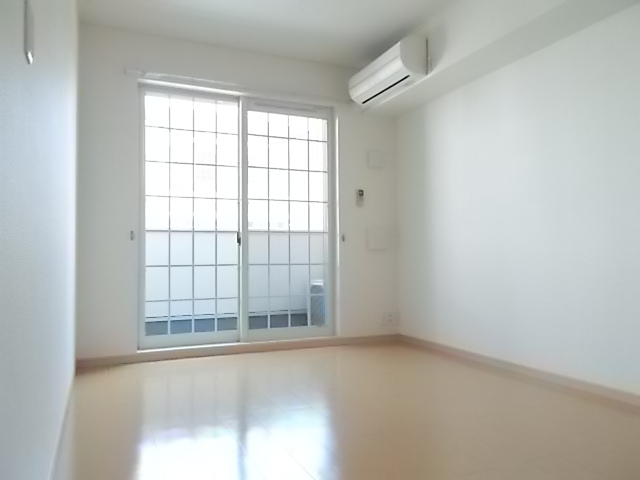 ソレイユ弐番館 リビング