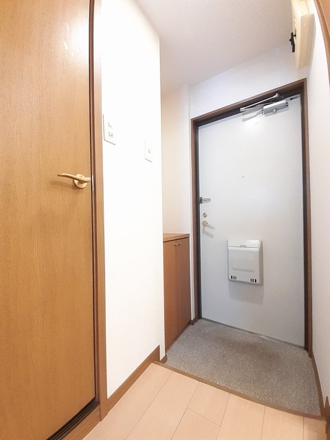アヴニール 玄関