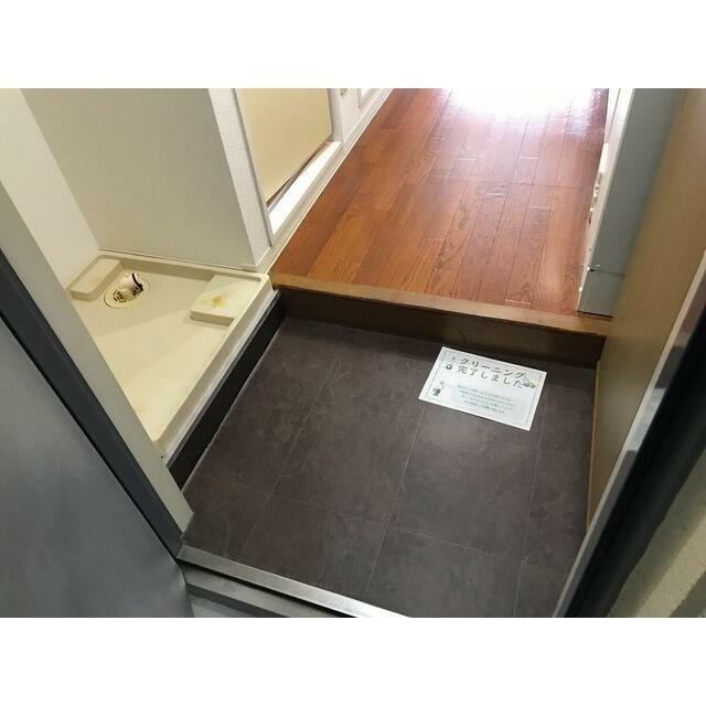 ラグゼナ本厚木 玄関