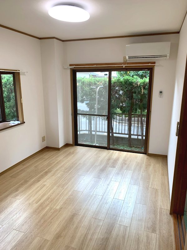 ロイヤルコスモス ベッドルーム