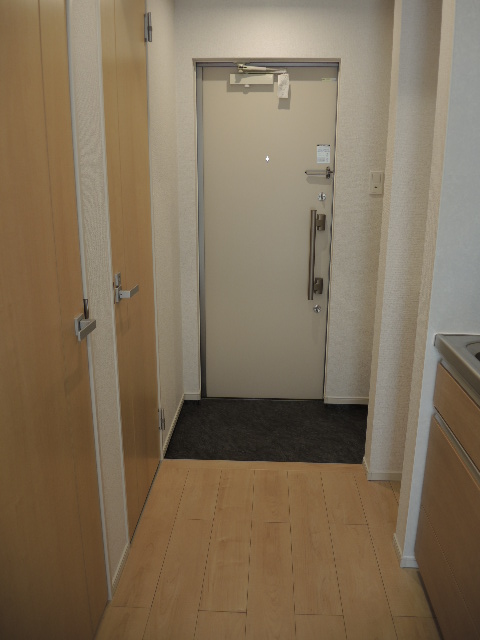カーンズ高座渋谷 玄関