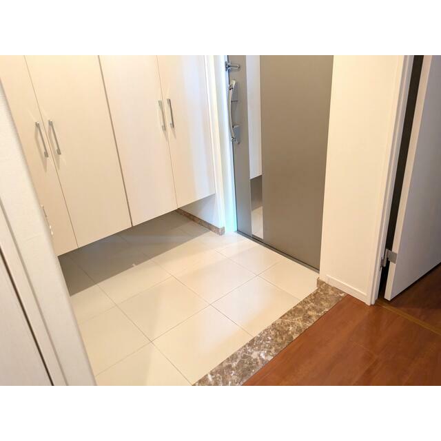 サーパスシティ小田原 玄関