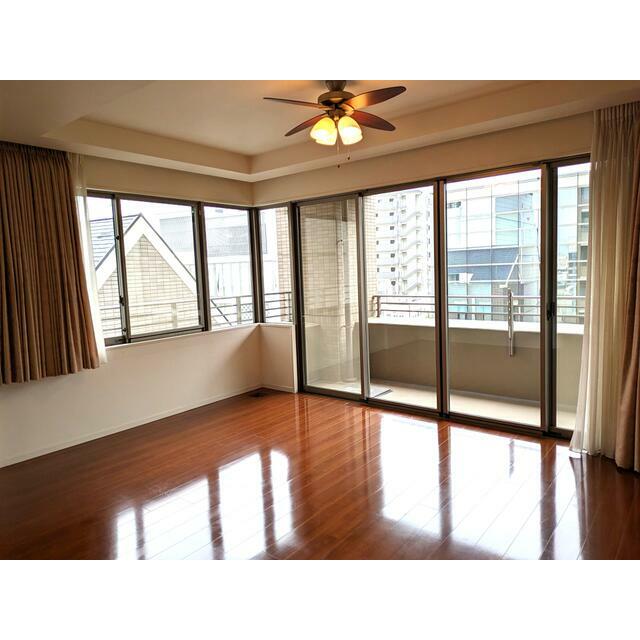 サーパスシティ小田原 リビング