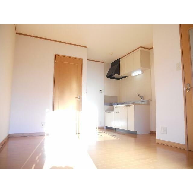 ＣＯＭＦＯＲＴ　ＹＡＭＡＨＩＳＡ　Ｂ リビング