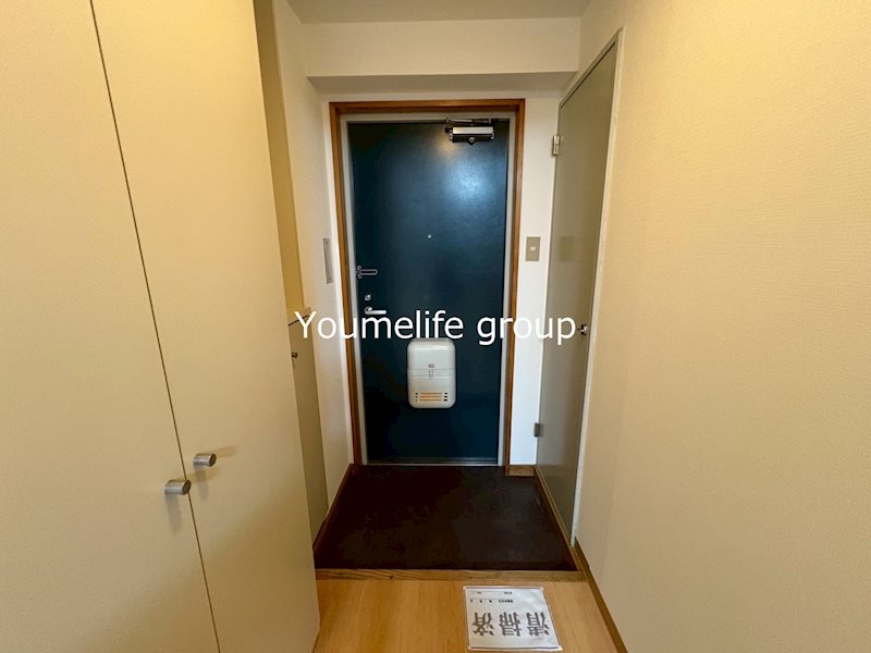 ベルフラワーハイツ伊勢原 玄関