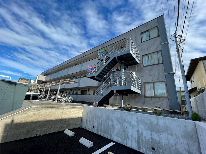 サウスヴァーデス 205号室 外観