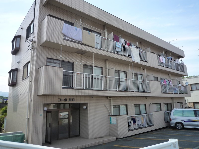 コーポ川口（厚木） 102号室 外観