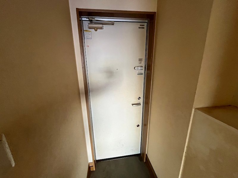 小田原浜町プラザ 玄関