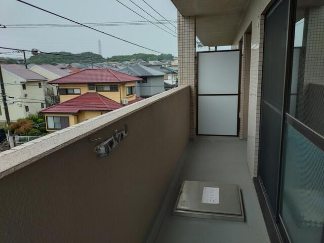 ロイヤルヨコヤマ ベランダ