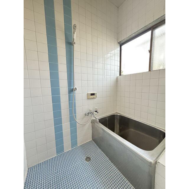 横浜市栄区長沼町住宅 風呂画像