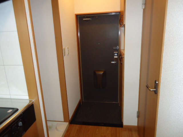 カロータ 玄関