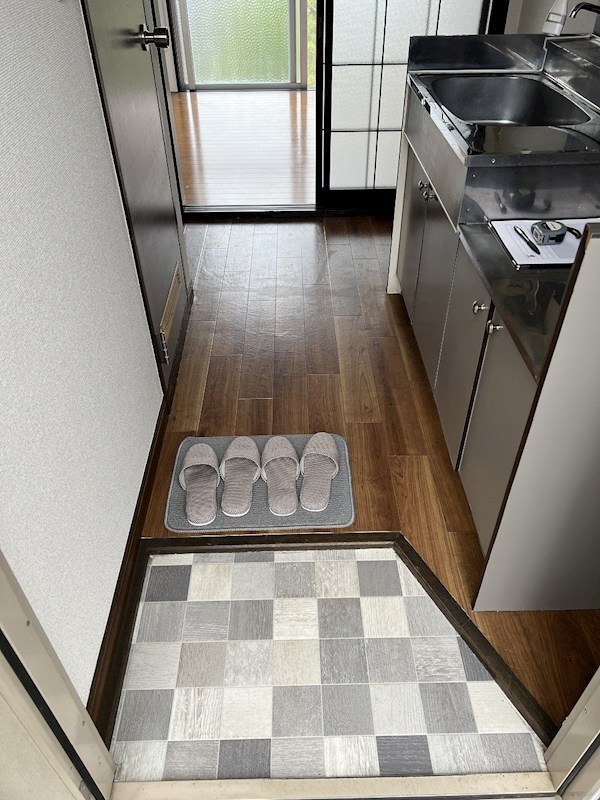 クロノス秦野東海大学前 玄関