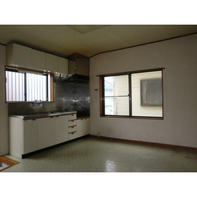 神奈川県藤沢市辻堂元町５丁目 リビング