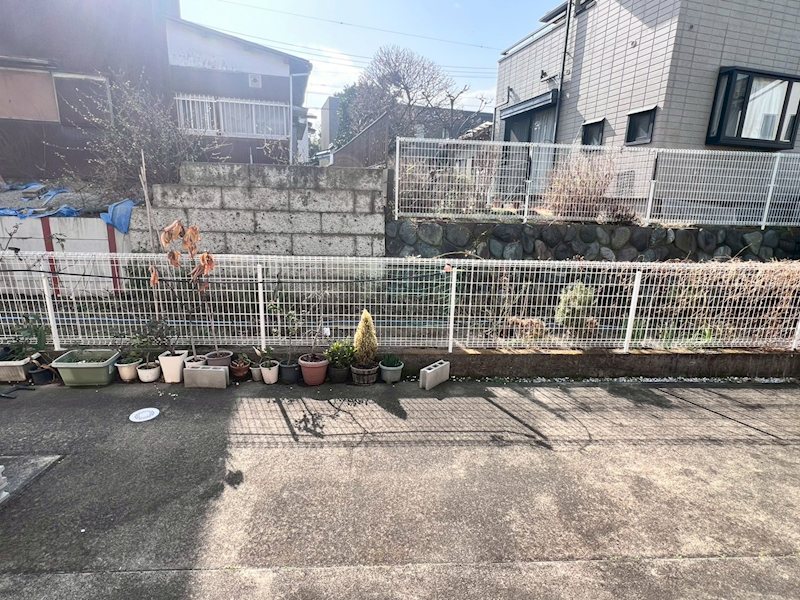 神奈川県藤沢市鵠沼松が岡２丁目 庭