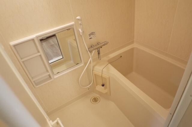 ルミネンス湘南桂台Ｓ 風呂画像
