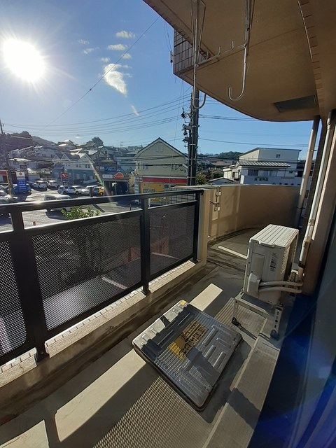 アンソレイエ　アオキ ベランダ