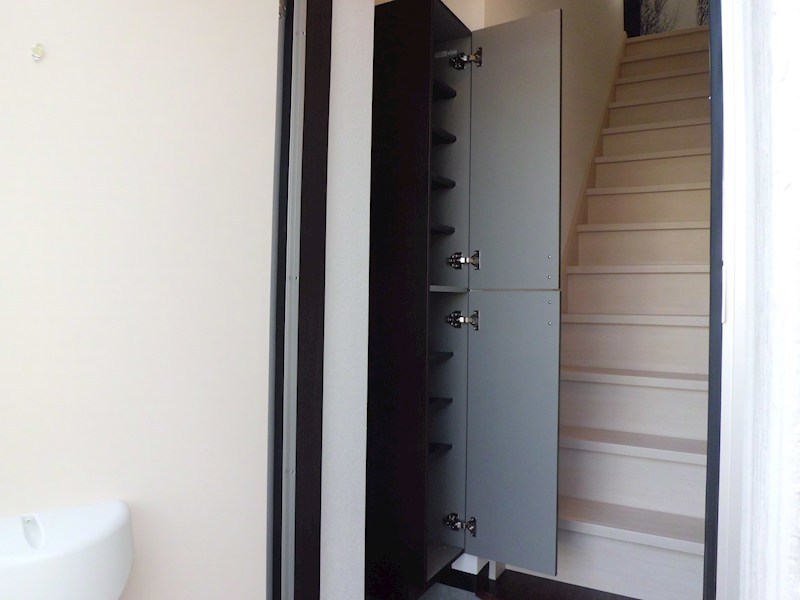 テアトル綾 玄関