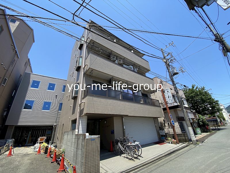タナック秦野 301号室 外観