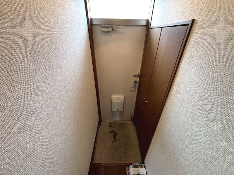 リヴァージュ湘南  玄関