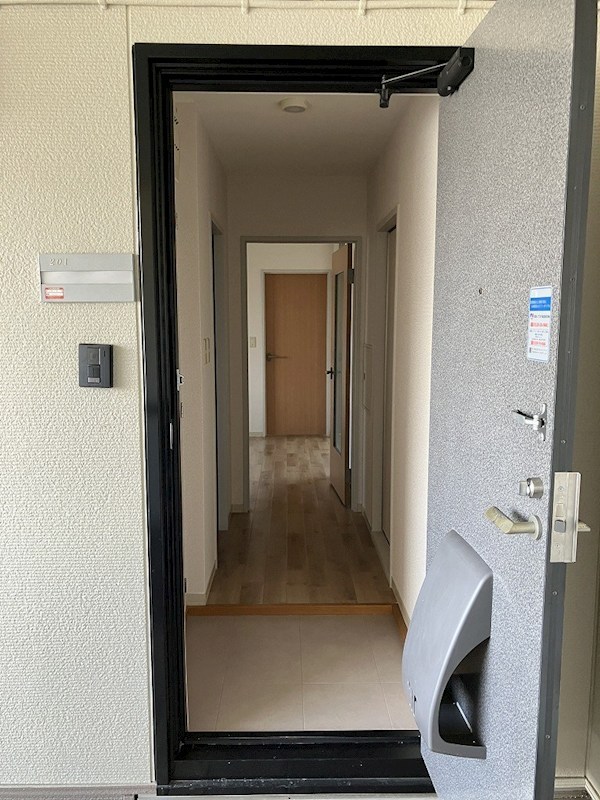 ソレイユ湘南 玄関