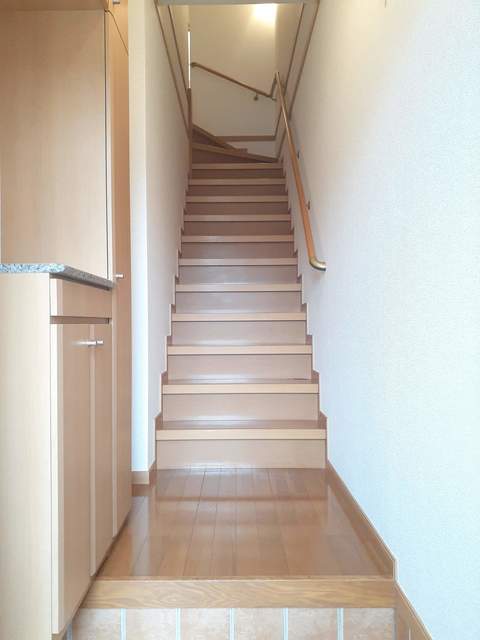パステルハイツ 玄関