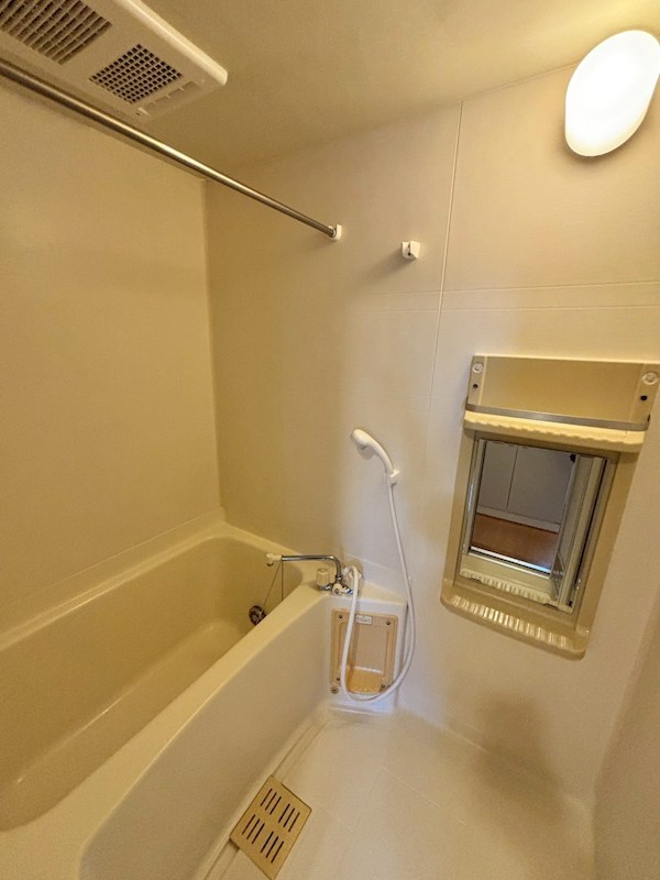 シャン・デ・ソレイユ 風呂画像