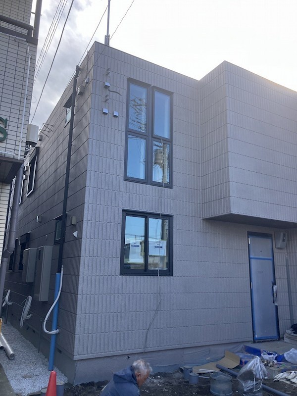 ＭＡＩＳＯＮ　ＱＵＡＴＴＲＯ 102号室 外観