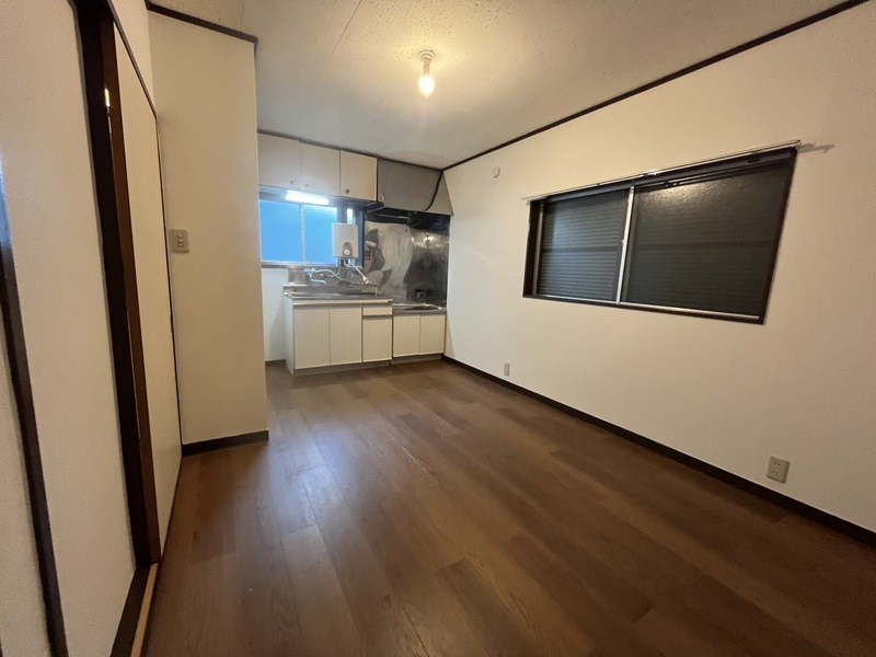 本多アパート リビング