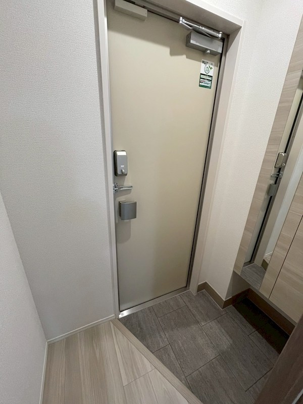 シャルム十間坂 玄関