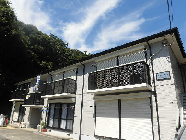プレミールせきね 201号室 外観