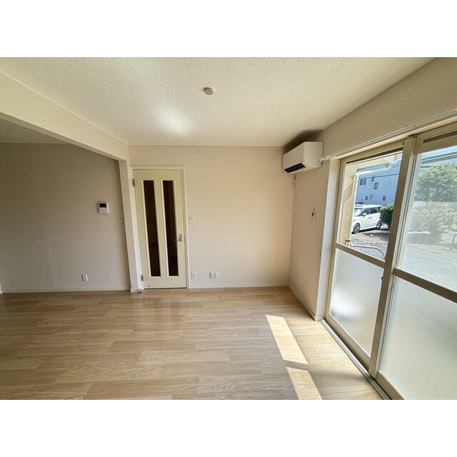 テラス国府Ｂ棟 リビング