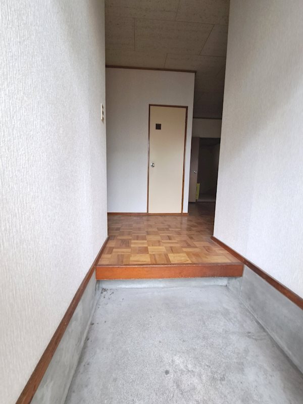 コーポミノシマ 玄関