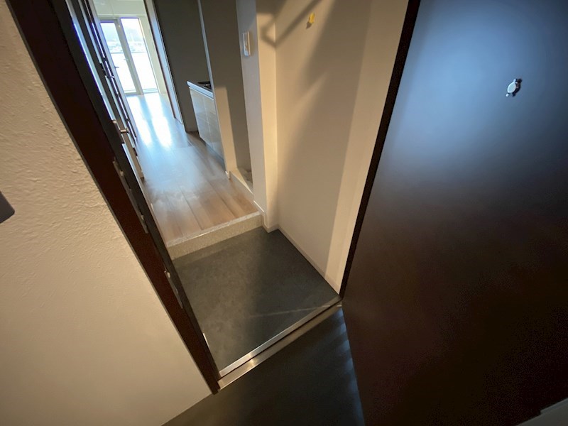 小田急伊勢原駅前マンション 玄関