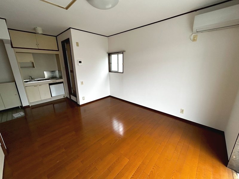 ヤングヒル飯山 リビング