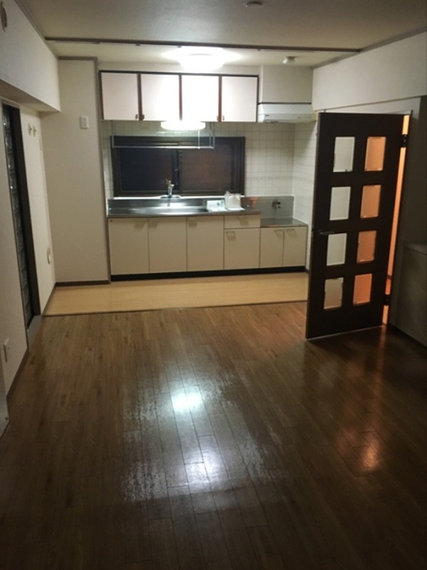 別部屋参考 山洋ハイツ  リビング