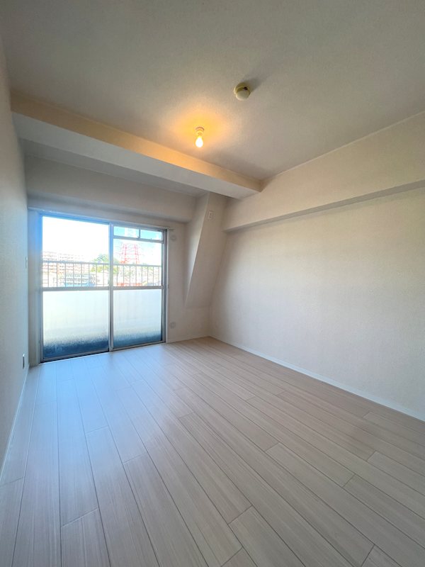 ロイアルハイツ戸塚 リビング