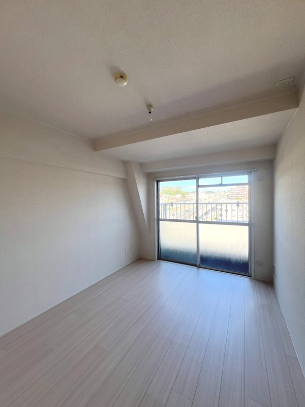 ロイアルハイツ戸塚 ベッドルーム