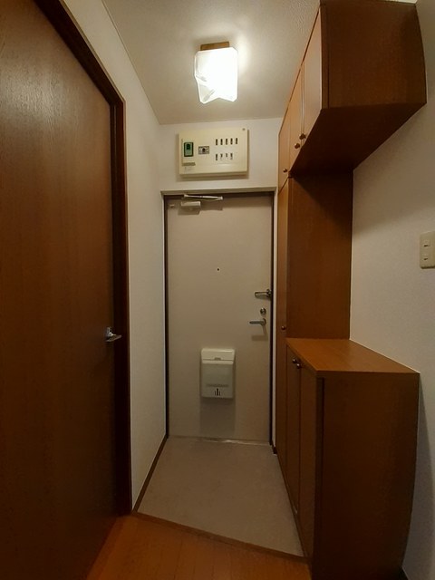 玄関 緑風館 玄関