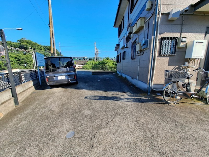 プレステージ 駐車場