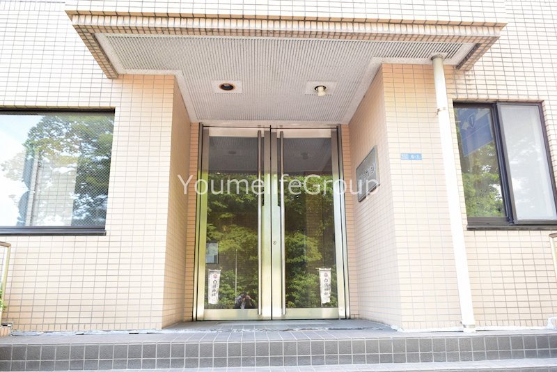 湘南山の手マンション エントランス