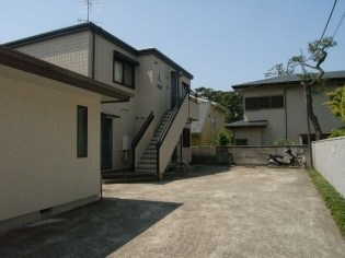 ヴィラ境川 エントランス