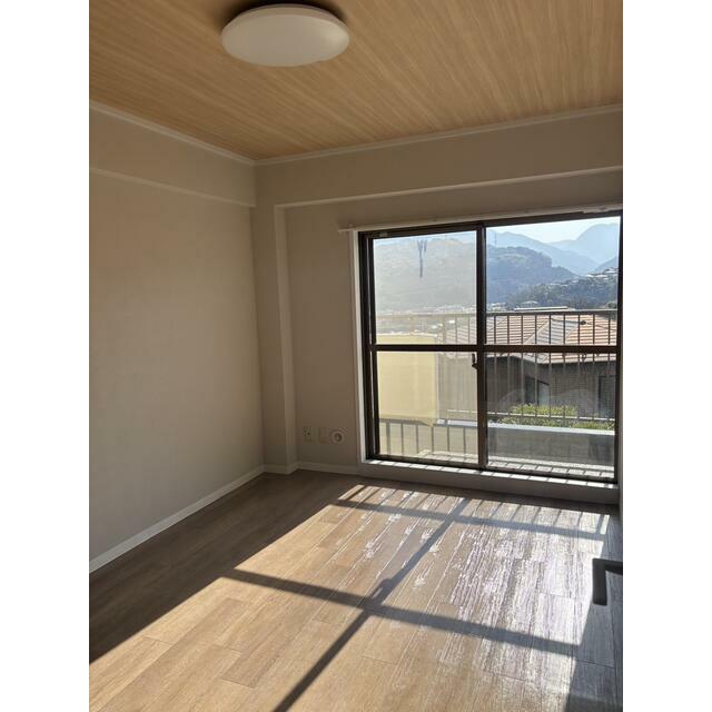 城山サニーハイツ ベッドルーム