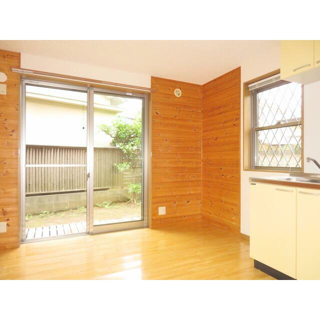 Ｓｏｕｔｈ　Ｓｈｏｒｅ　ＳＨＯＮＡＮ リビング
