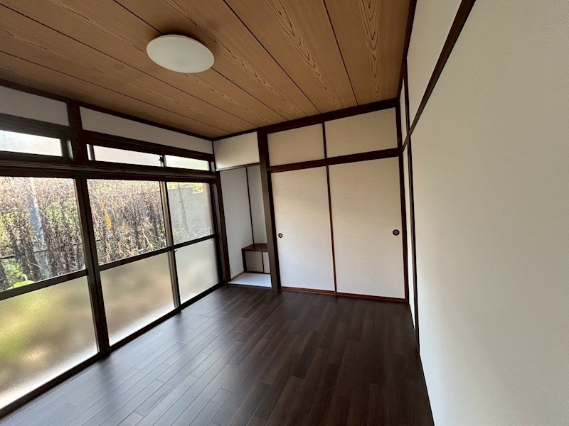 横浜市磯子区田中２丁目　貸家 リビング