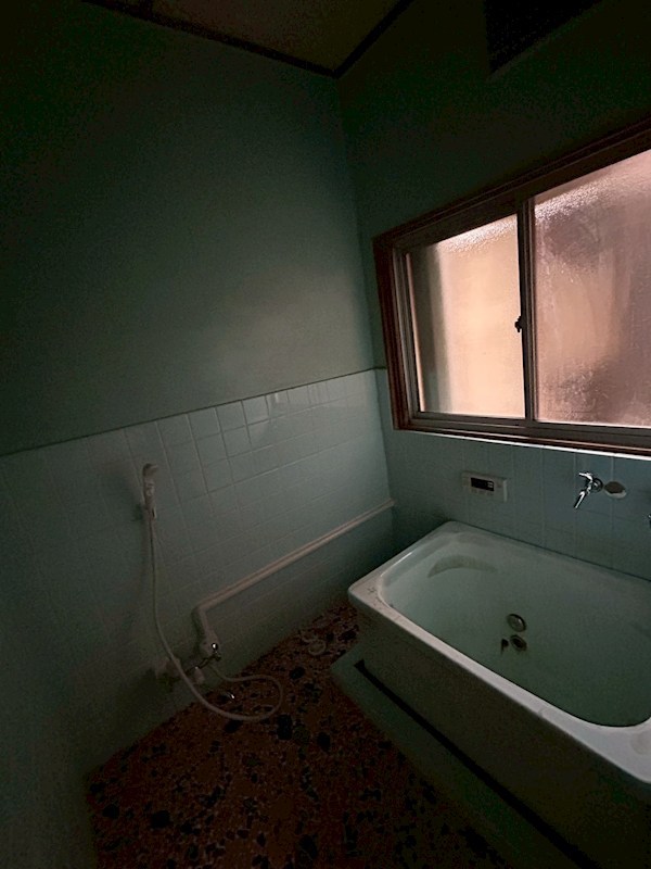 横浜市磯子区田中２丁目　貸家 風呂画像