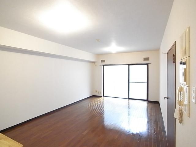 ダイアパレス湘南ヒルズ二宮 リビング